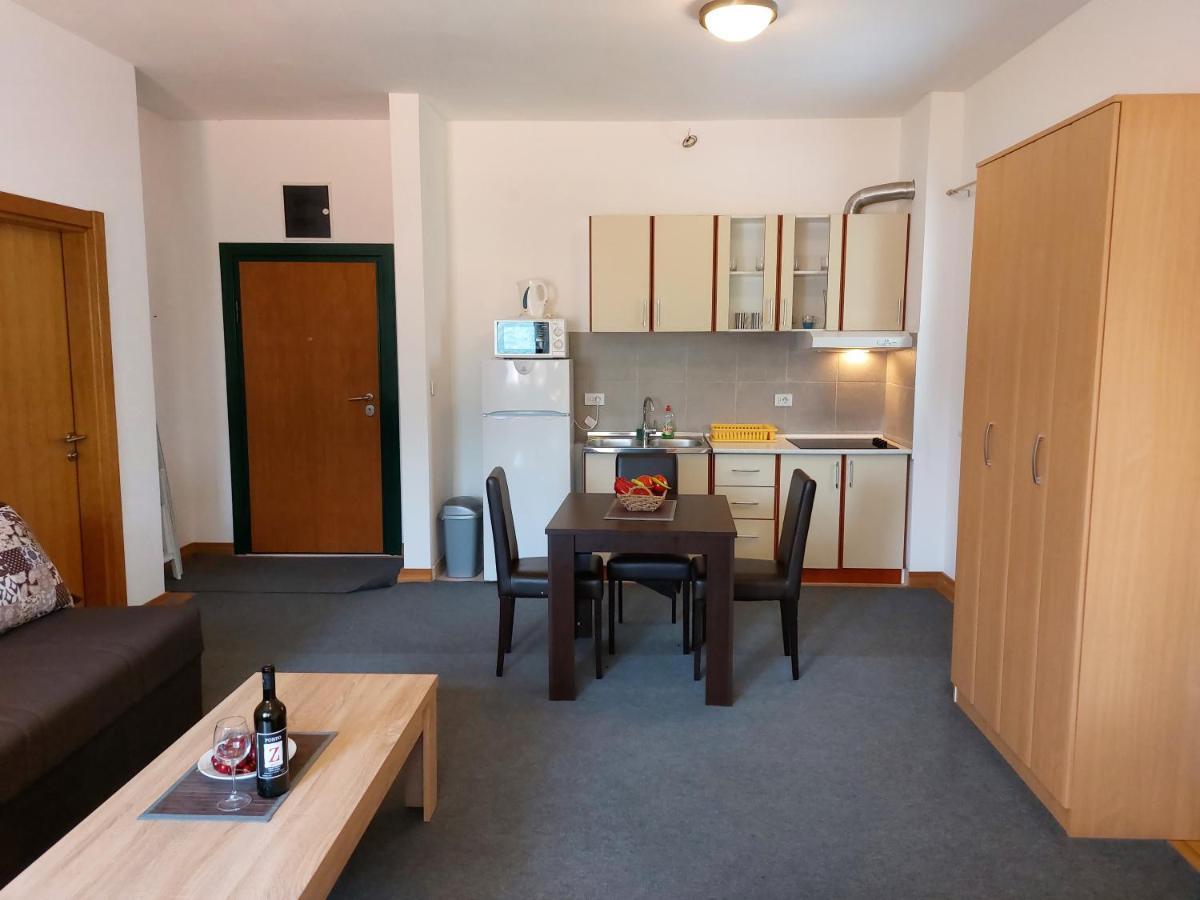 Apartment-Hotel Vila Petrovic-Becici Будва Экстерьер фото