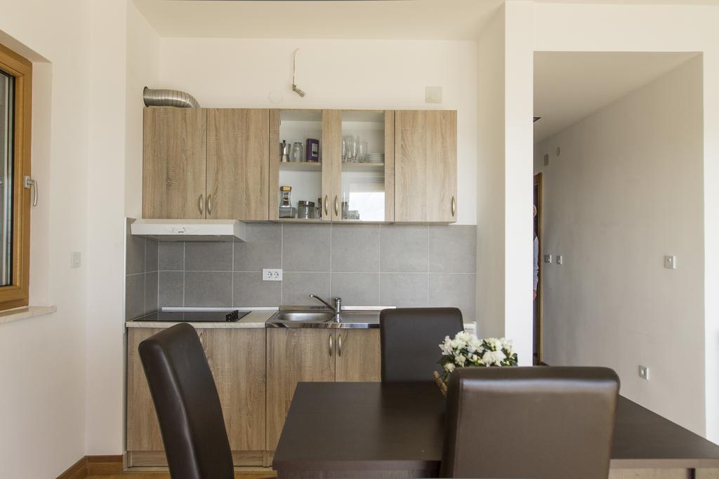 Apartment-Hotel Vila Petrovic-Becici Будва Экстерьер фото