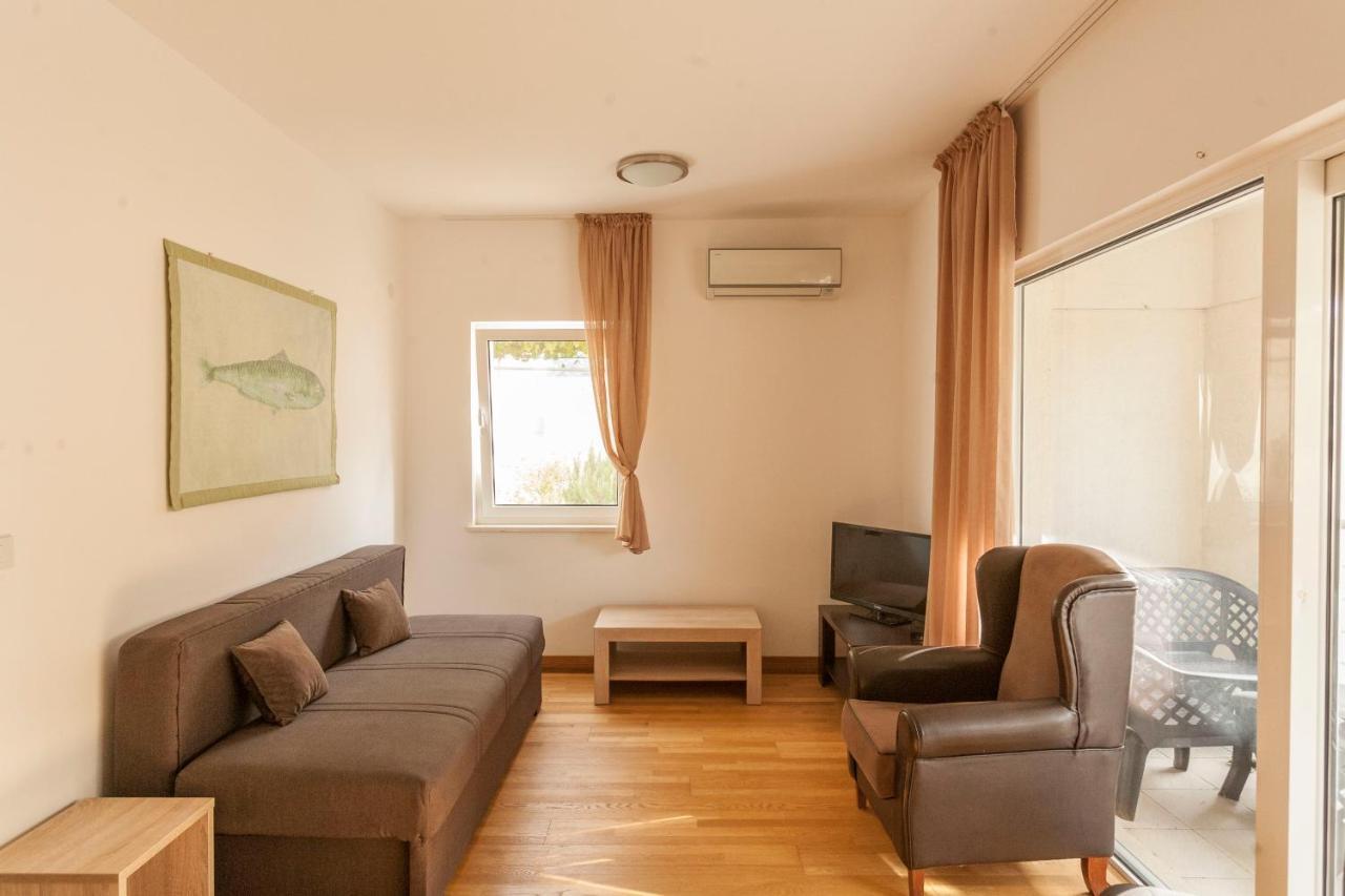 Apartment-Hotel Vila Petrovic-Becici Будва Экстерьер фото