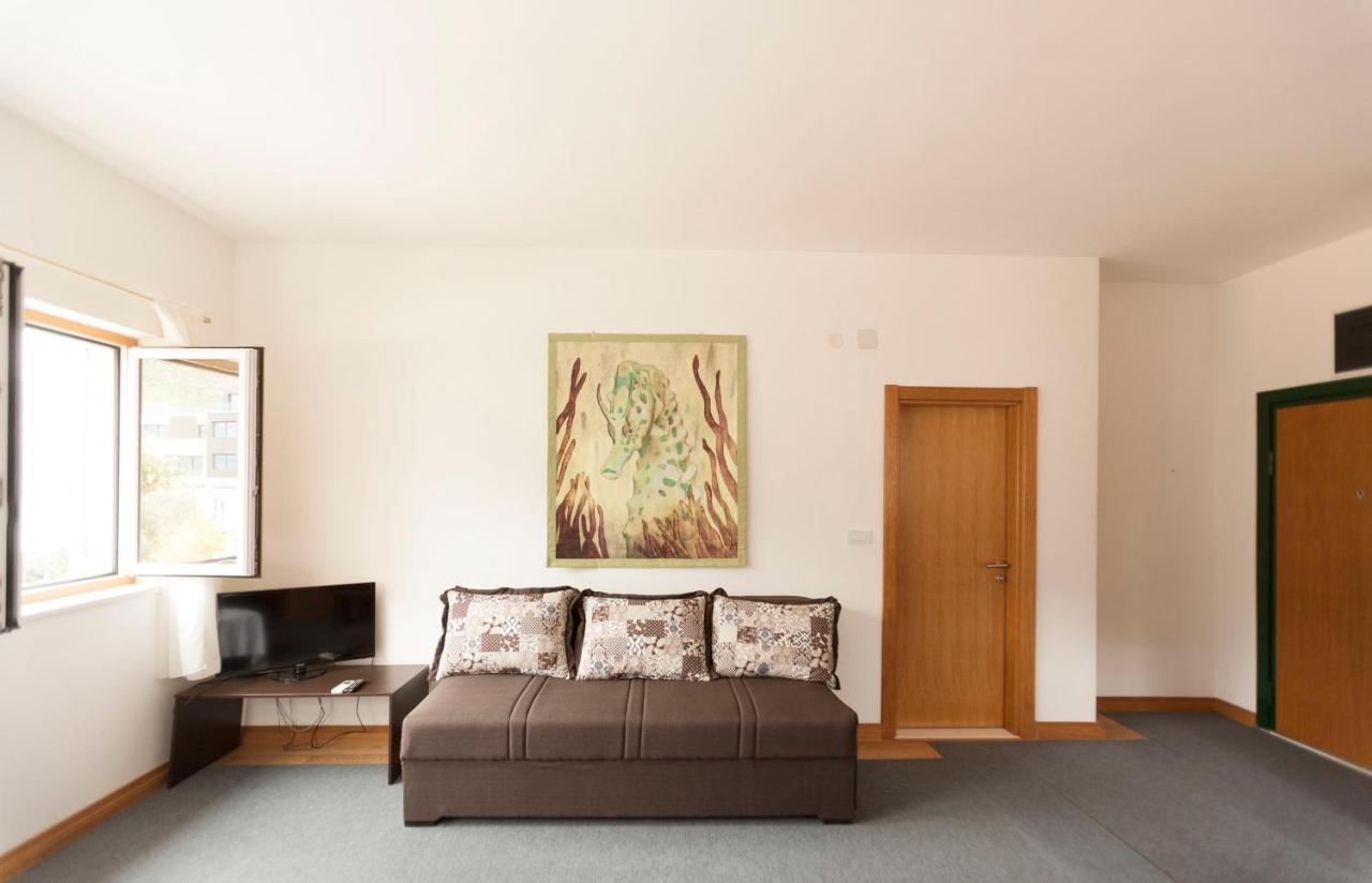 Apartment-Hotel Vila Petrovic-Becici Будва Экстерьер фото