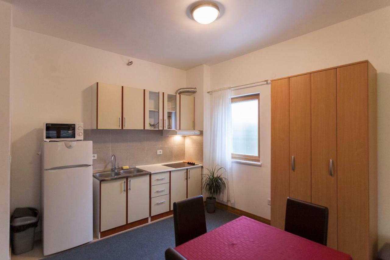 Apartment-Hotel Vila Petrovic-Becici Будва Экстерьер фото